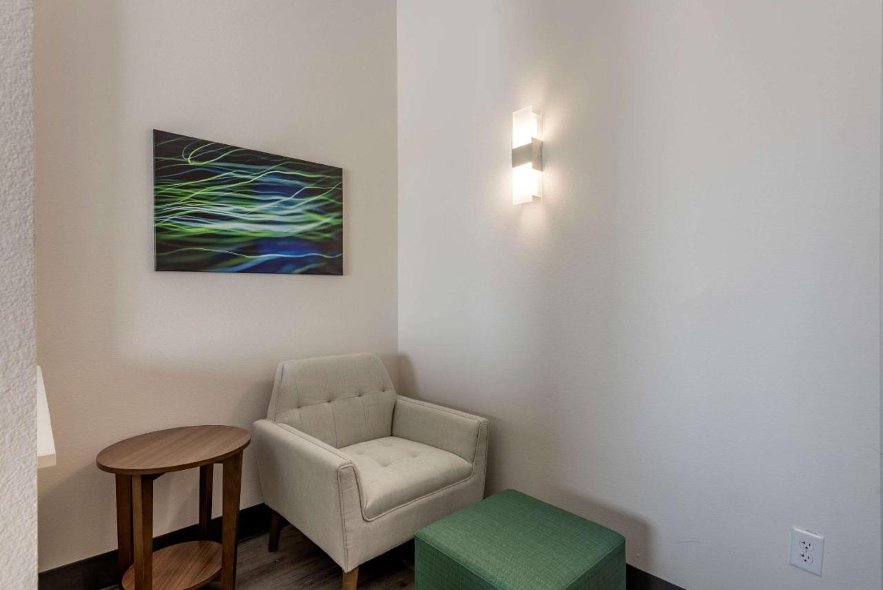 Comfort Suites Colorado Springs East -Medical Center Area Exterior foto